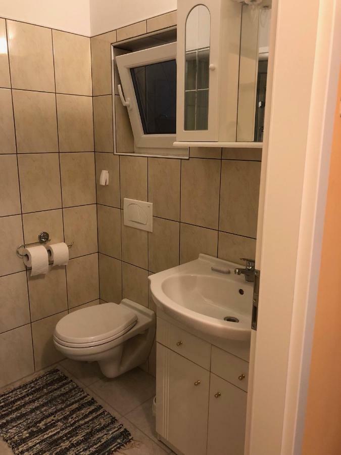 Apartma Mahnic Postojna Εξωτερικό φωτογραφία