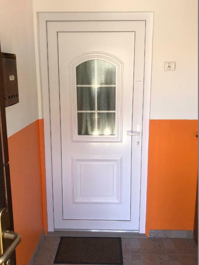 Apartma Mahnic Postojna Εξωτερικό φωτογραφία